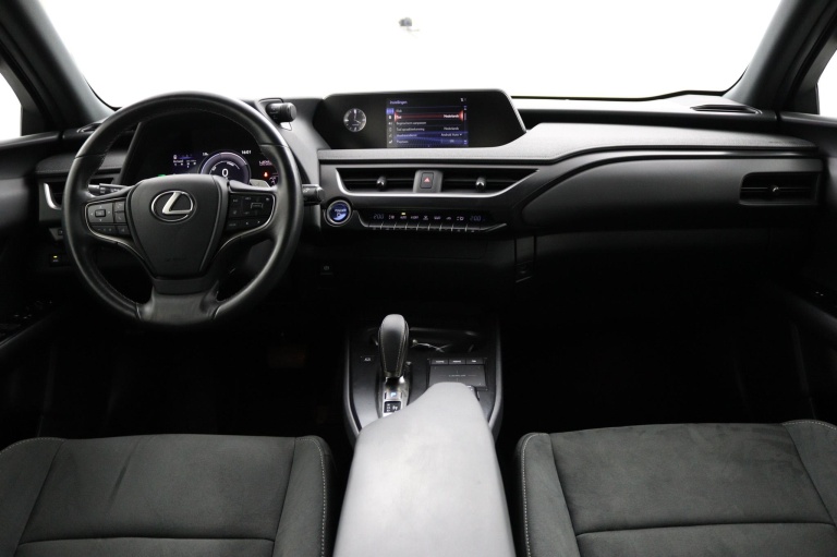 Lexus UX - 300e Business 54 kWh 4