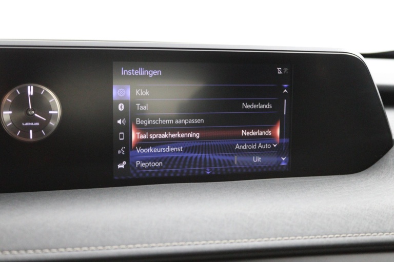 Lexus UX - 300e Business 54 kWh 44