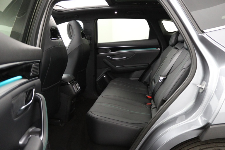 BYD SEAL U - 1.5 DM-i FWD Boost 16