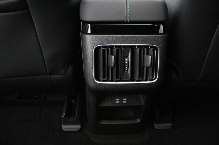 BYD SEAL U - 1.5 DM-i FWD Boost 54