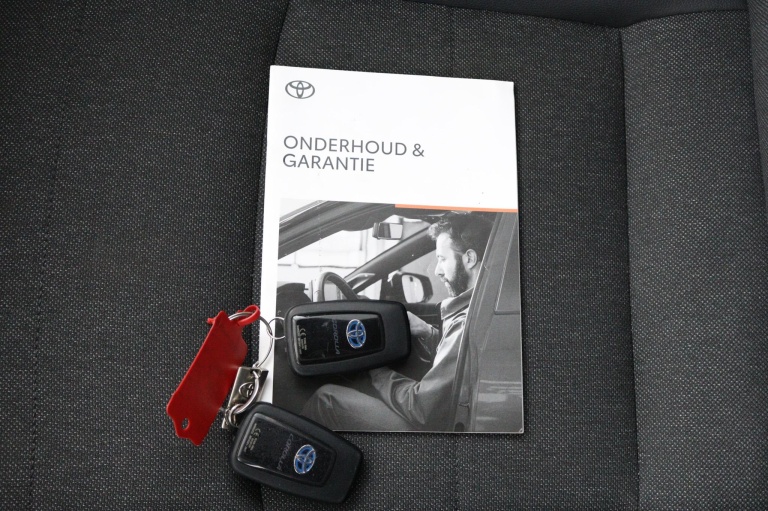 Toyota Corolla Touring Sports - 1.8 Hybrid Dynamic 11