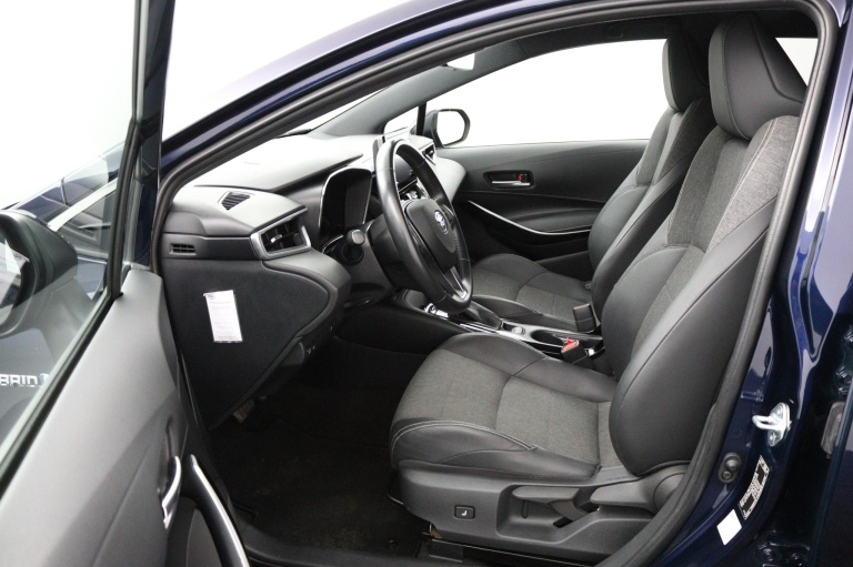 Toyota Corolla Touring Sports - 1.8 Hybrid Dynamic 17