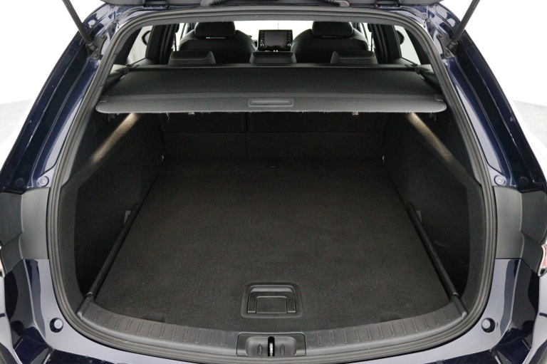 Toyota Corolla Touring Sports - 1.8 Hybrid Dynamic 23