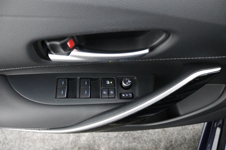 Toyota Corolla Touring Sports - 1.8 Hybrid Dynamic 29