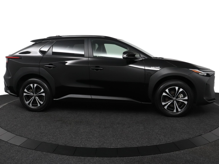 Toyota bZ4X - Dynamic 71 kWh 12