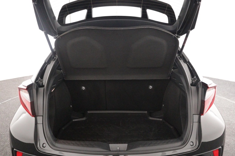 Toyota C-HR - 1.8 Hybrid Business Plus 21