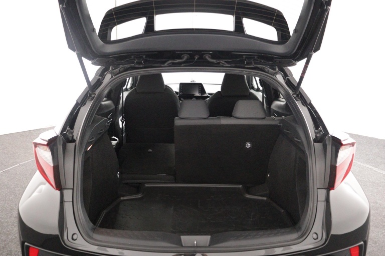 Toyota C-HR - 1.8 Hybrid Business Plus 23