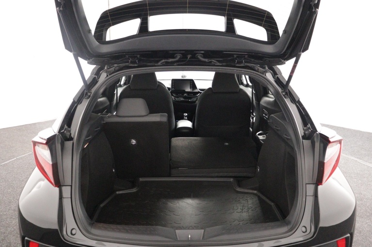 Toyota C-HR - 1.8 Hybrid Business Plus 24