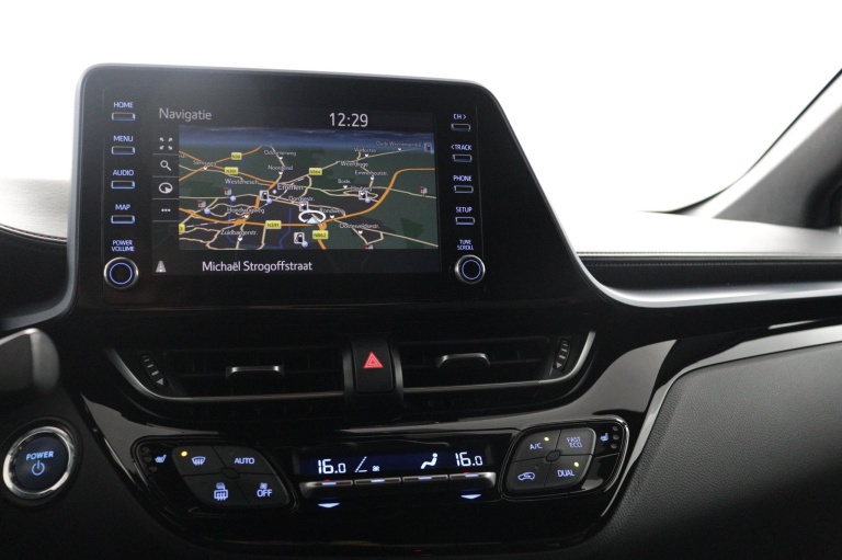 Toyota C-HR - 1.8 Hybrid Business Plus 27