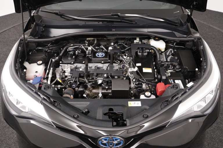 Toyota C-HR - 1.8 Hybrid Business Plus 33