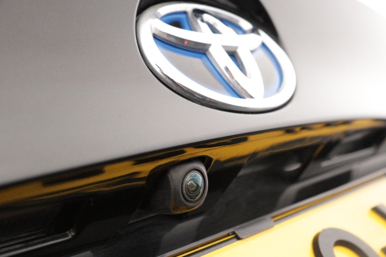 Toyota C-HR - 1.8 Hybrid Business Plus 37