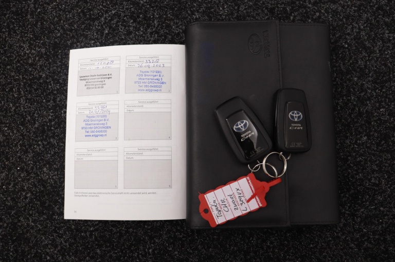 Toyota C-HR - 1.8 Hybrid Business Plus 9