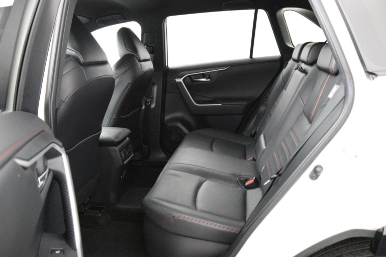 Toyota RAV4 - 2.5 Plug-in Hybrid AWD Bi-Tone Plus 18