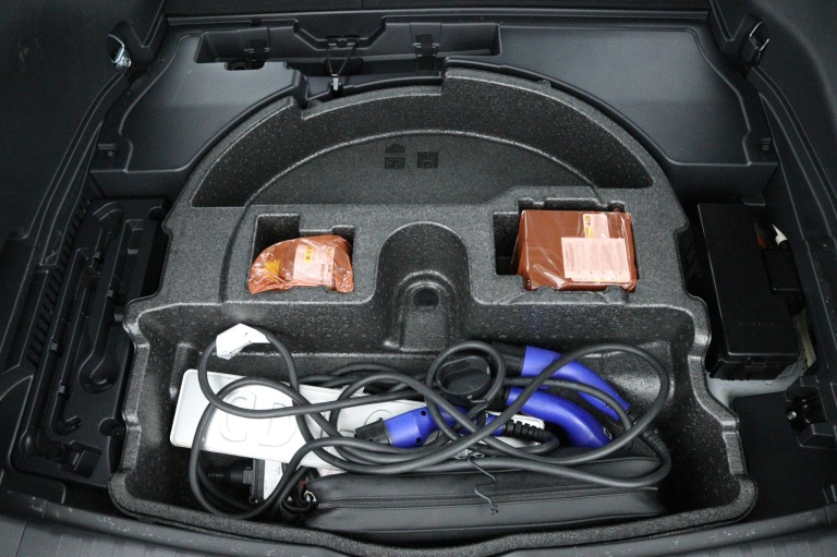 Toyota RAV4 - 2.5 Plug-in Hybrid AWD Bi-Tone Plus 34