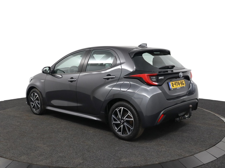 Toyota Yaris - 1.5 Hybrid Dynamic 11