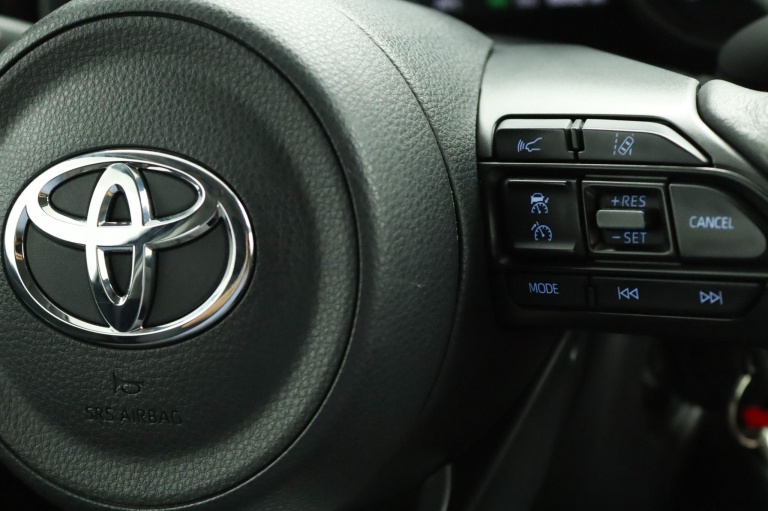 Toyota Yaris - 1.5 Hybrid Dynamic 20