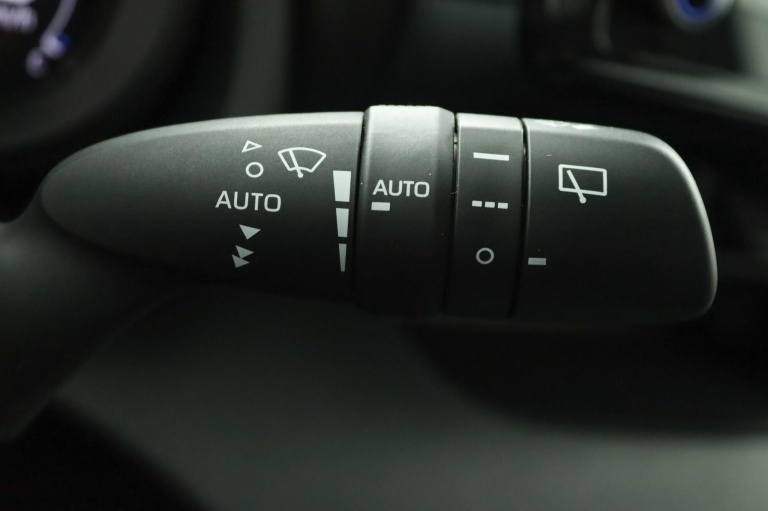 Toyota Yaris - 1.5 Hybrid Dynamic 30