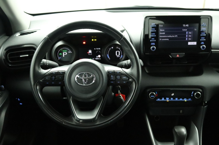 Toyota Yaris - 1.5 Hybrid Dynamic 47