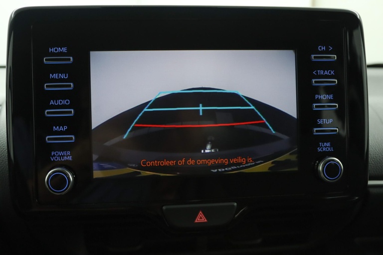 Toyota Yaris - 1.5 Hybrid Dynamic 8