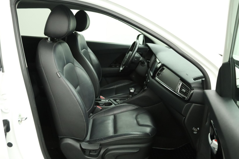 Kia Niro - 1.6 GDi Hybrid ExecutiveLine 19