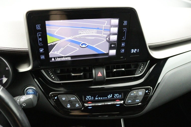 Toyota C-HR - 1.8 Hybrid Executive 28
