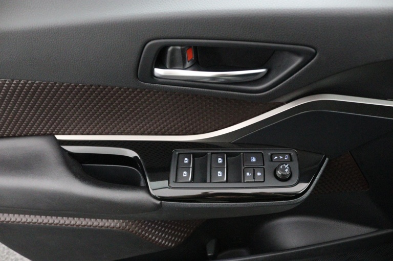 Toyota C-HR - 1.8 Hybrid Executive 29