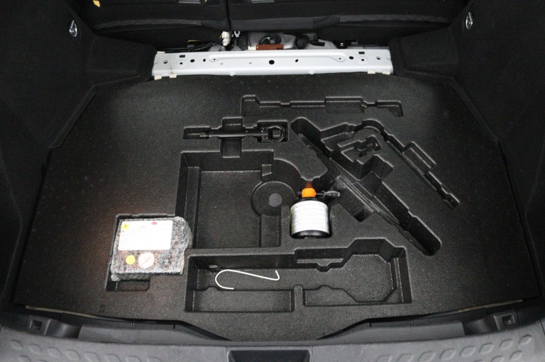 Toyota C-HR - 1.8 Hybrid Executive 34