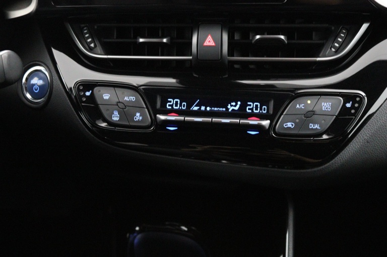 Toyota C-HR - 1.8 Hybrid Executive 7