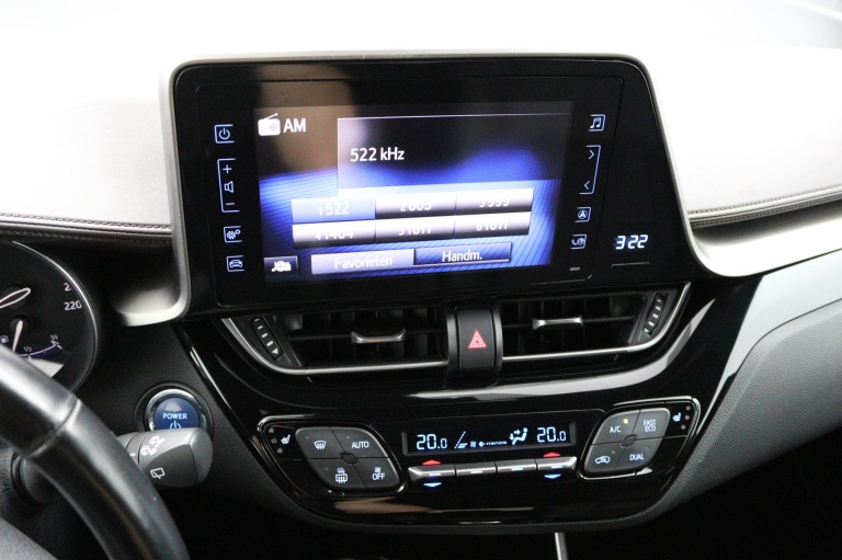 Toyota C-HR - 1.8 Hybrid Executive 8