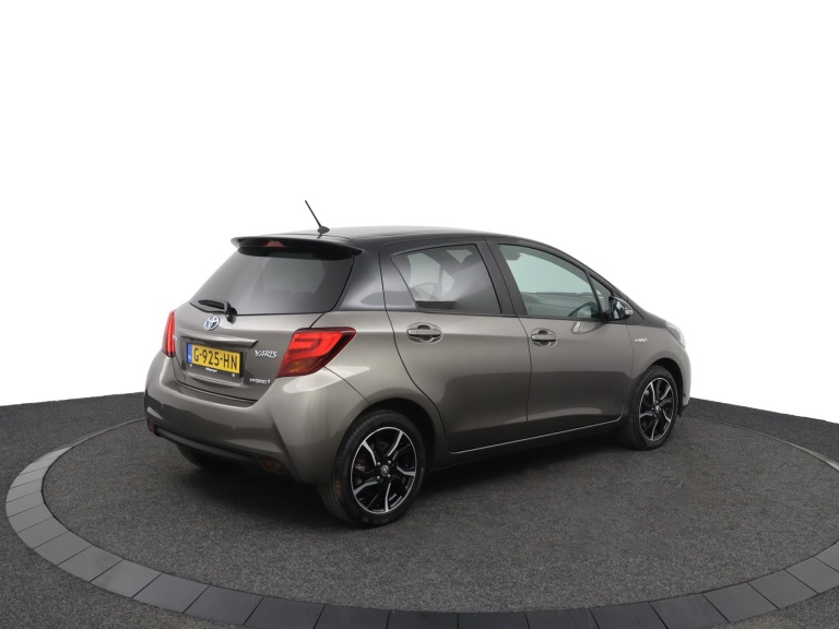 Toyota Yaris - 1.5 Hybrid Dynamic 2