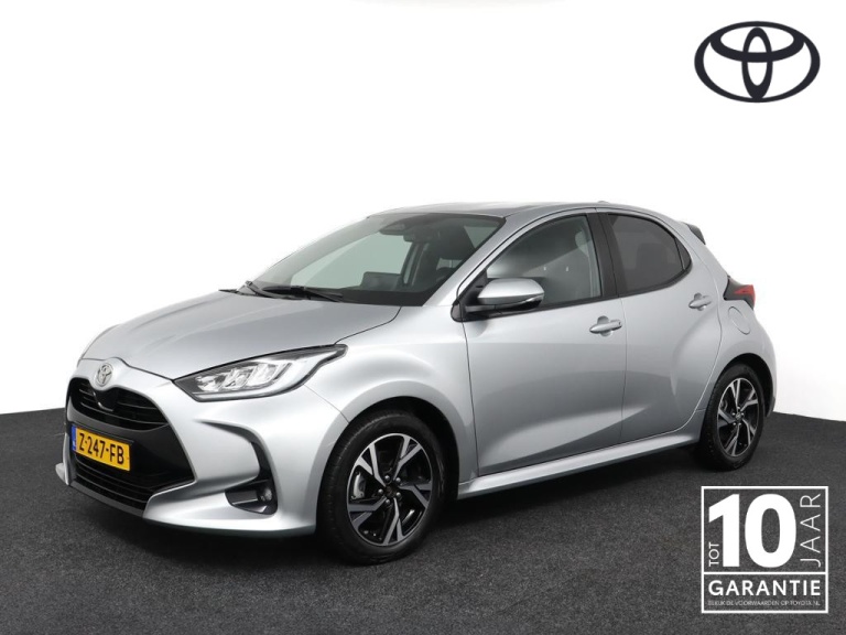 Toyota Yaris - 1.5 Hybrid 115 First Edition 1