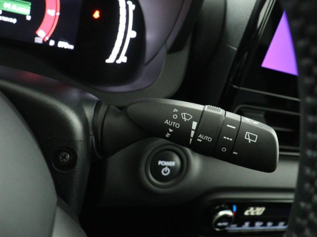 Toyota Yaris - 1.5 Hybrid 115 First Edition