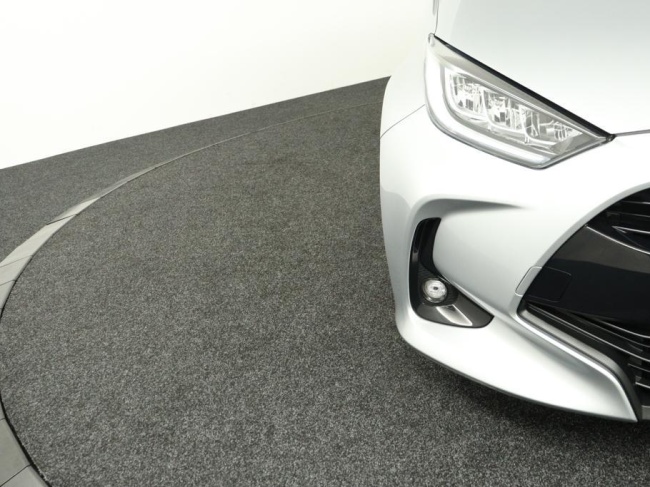 Toyota Yaris - 1.5 Hybrid 115 First Edition