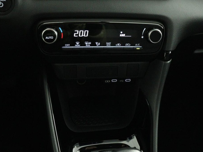 Toyota Yaris - 1.5 Hybrid 115 First Edition