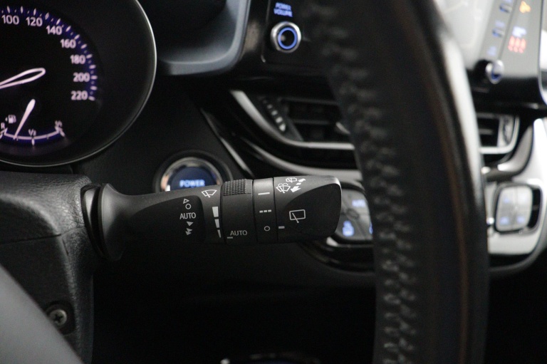 Toyota C-HR - 1.8 Hybrid Dynamic 31