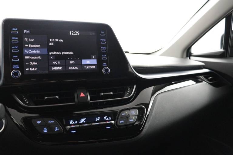 Toyota C-HR - 1.8 Hybrid Dynamic 7