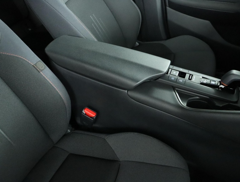 Toyota C-HR - 1.8 Hybrid 140 Dynamic 62
