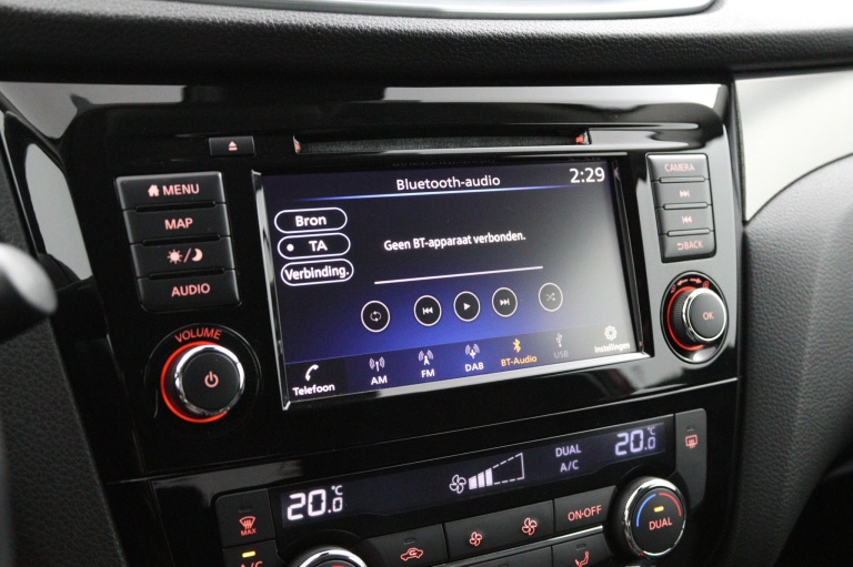 Nissan Qashqai - 1.3 DIG-T N-Connecta 25