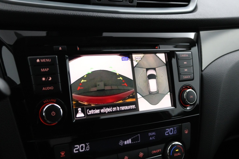 Nissan Qashqai - 1.3 DIG-T N-Connecta 27