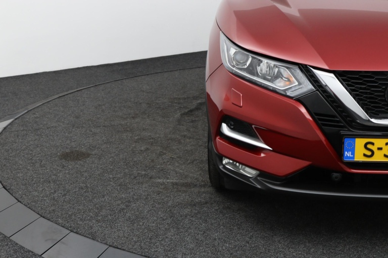 Nissan Qashqai - 1.3 DIG-T N-Connecta 40