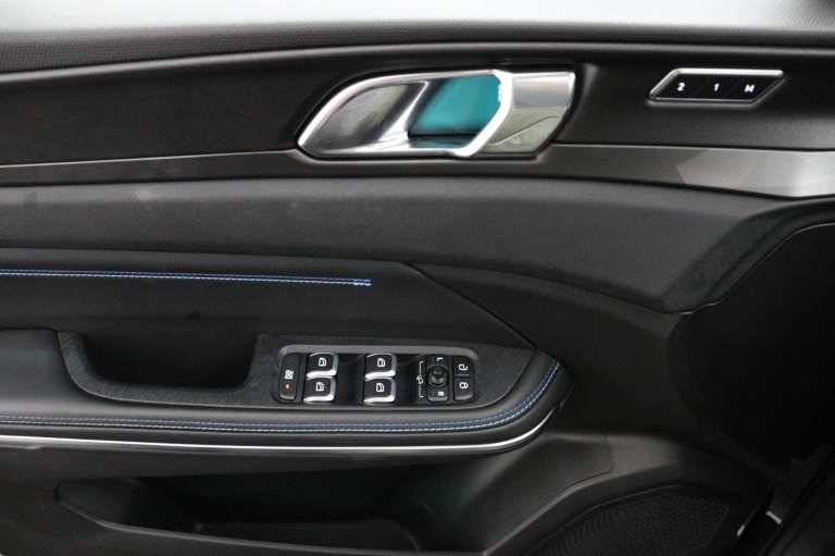 Lynk & Co 01 - 1.5 24