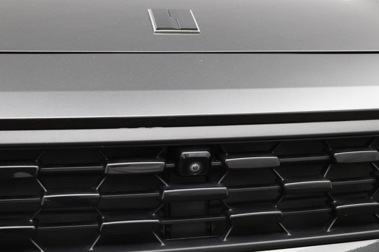 Lynk & Co 01 - 1.5 33