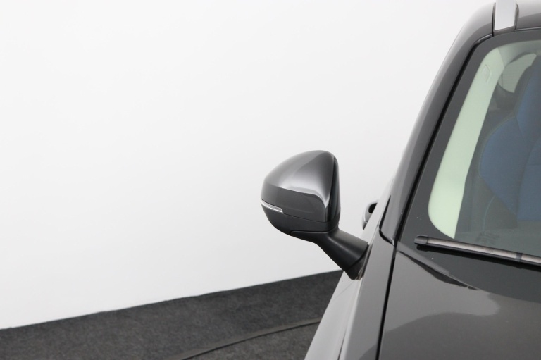 Lynk & Co 01 - 1.5 34
