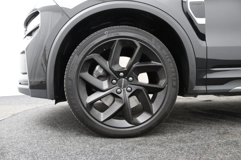 Lynk & Co 01 - 1.5 35