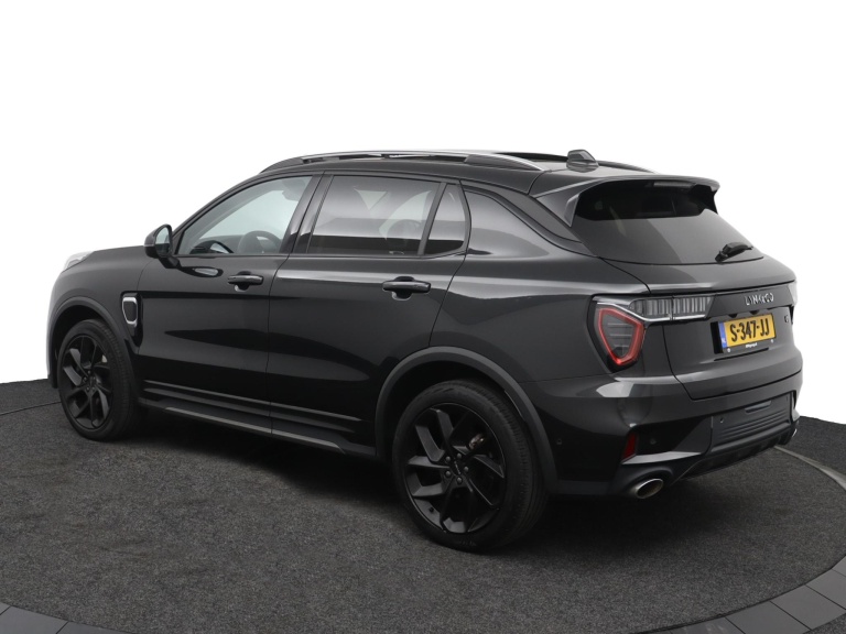 Lynk & Co 01 - 1.5 4