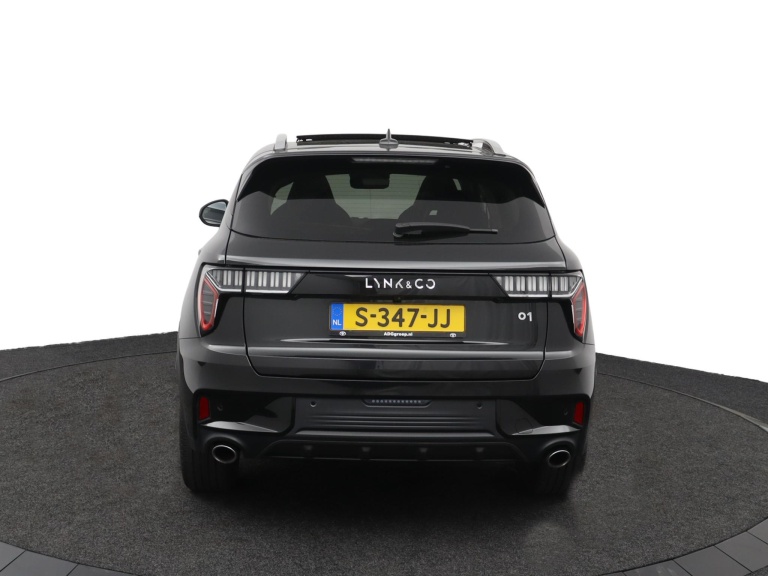 Lynk & Co 01 - 1.5 8