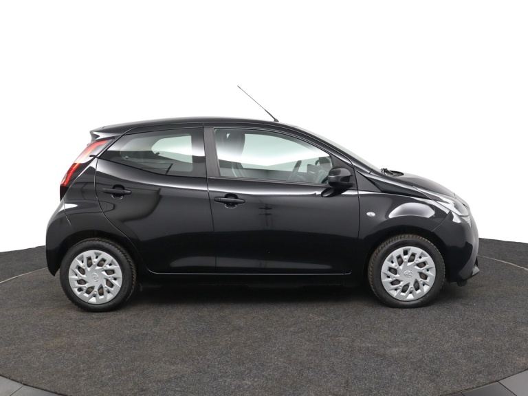 Toyota Aygo - 1.0 VVT-i x-play 13