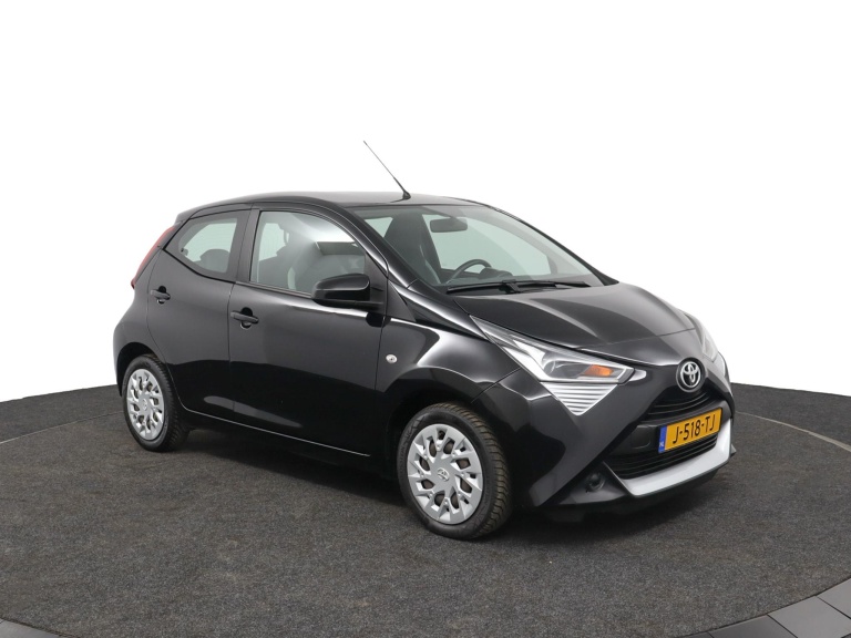 Toyota Aygo - 1.0 VVT-i x-play 14