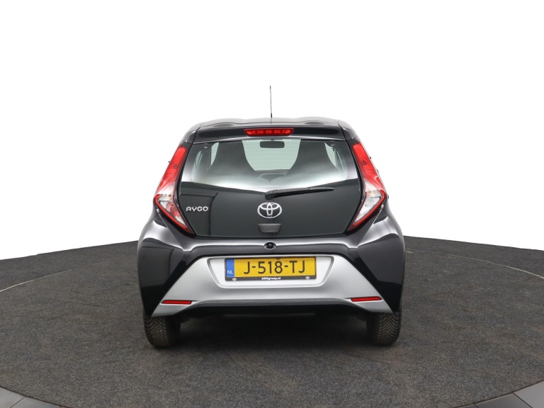 Toyota Aygo - 1.0 VVT-i x-play 54