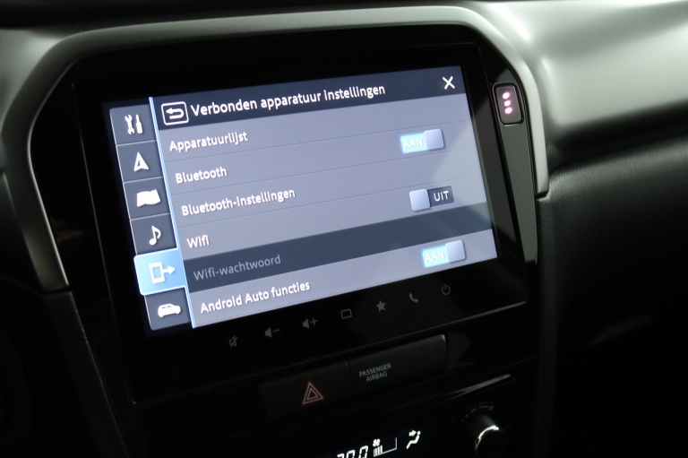 Suzuki Vitara - 1.4 Boosterjet Select Smart Hybrid 44